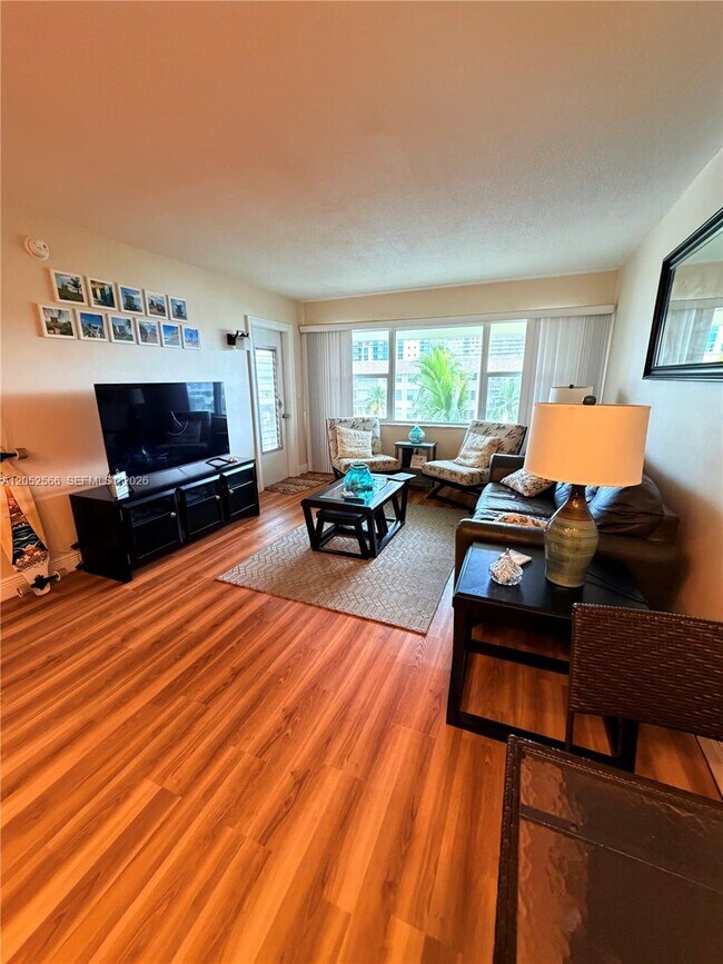 Photo - 1889 S Ocean Dr Unit 406