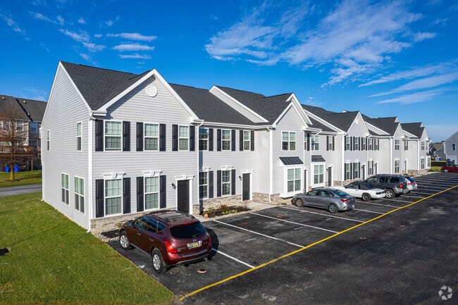 Enclave at Millwood - Enclave at Millwood
