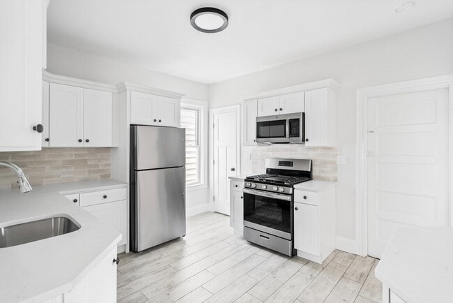 Photo - 33 Harbor View St Unit 2