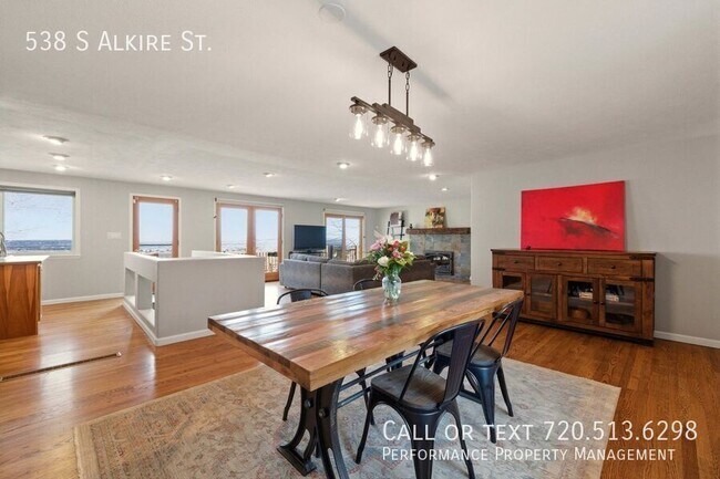 Photo - 538 S Alkire St