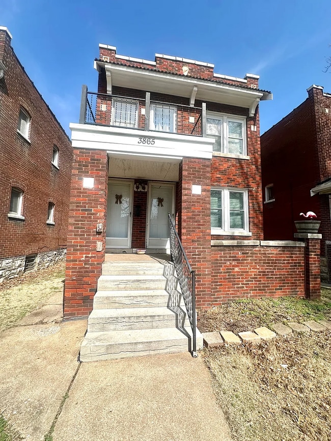 Building Photo - 3865 Alberta St Unit 1