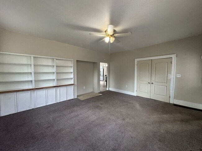 Photo - 2 Bedroom Must See!