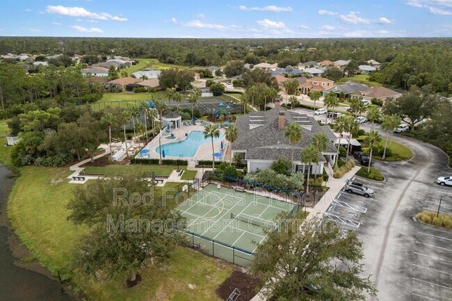 Photo - 1556 Scarlett Ave