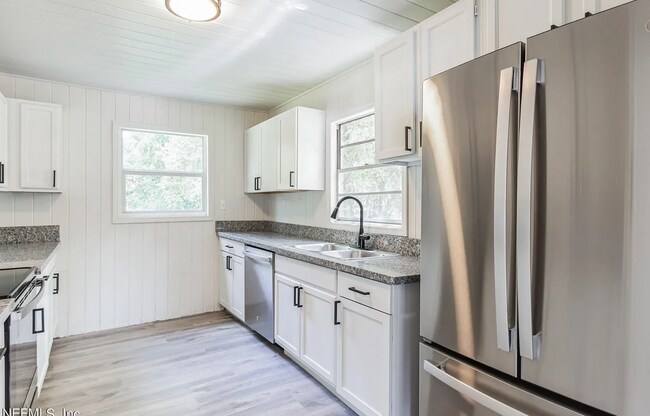 Photo - 3636 Turton Ave
