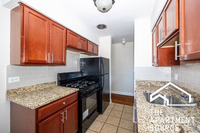 Photo - 6011 N Winthrop Ave Unidad 302