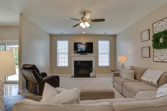 Photo - 1945 Breck Ave