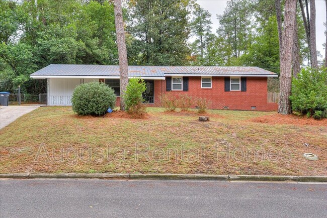 Photo - 3338 Oakridge Dr House