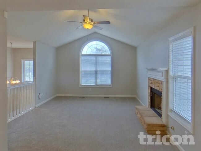 Photo - 241 Amy Blvd