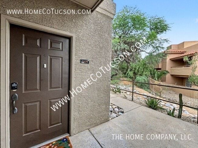 Photo - 1500 E Pusch Wilderness Dr