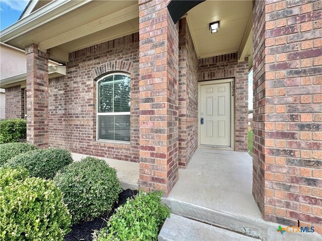 Photo - 1024 Britt Ln