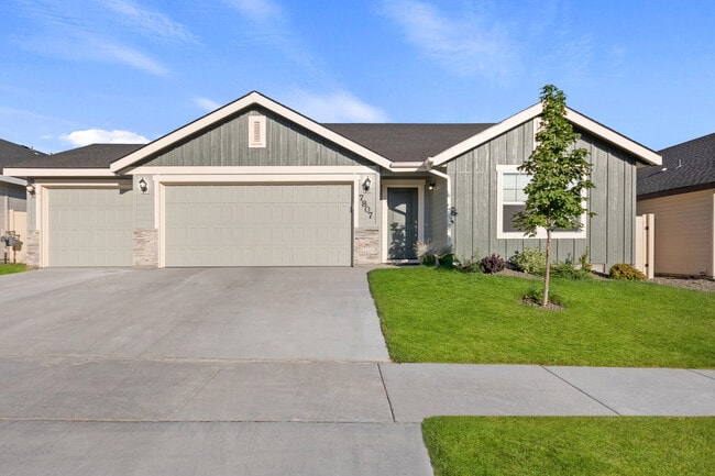 Building Photo - 7807 S Dewberry Way