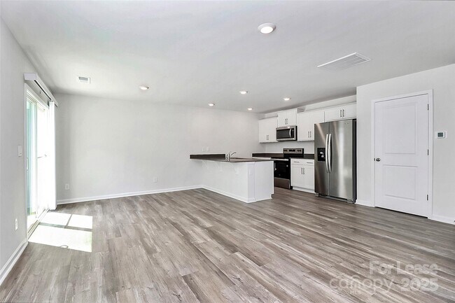 Photo - 2927 Penninger Cir