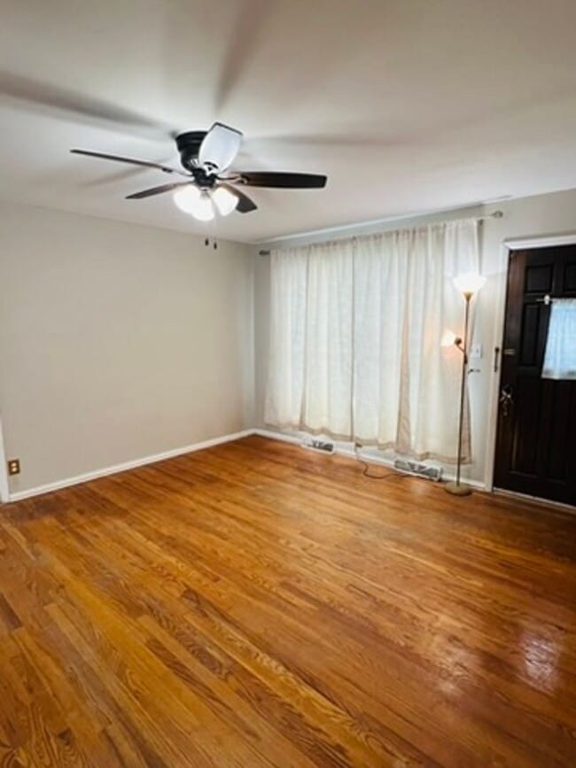 Photo - Charming 3 Bedroom Home
