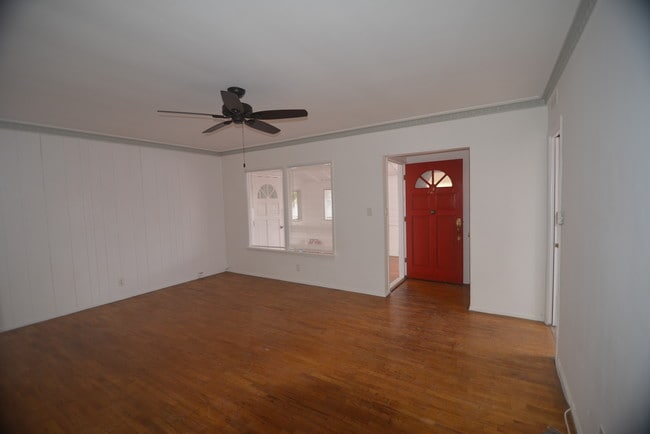 Fotografía del edificio - 124 Paloma Ave Unidad 124