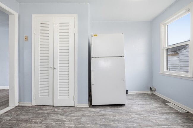 Photo - 2719 Dewey St