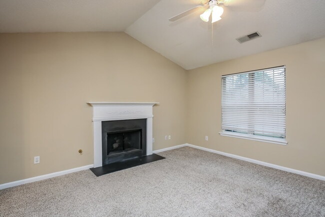 Photo - 3985 Vail Cir