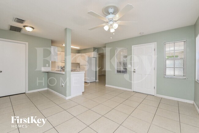 Photo - 3736 Luzon St