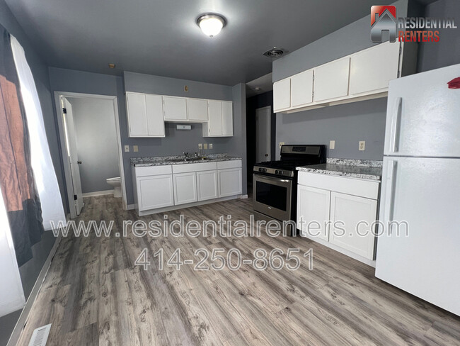 Photo - 6335 N 105th St House