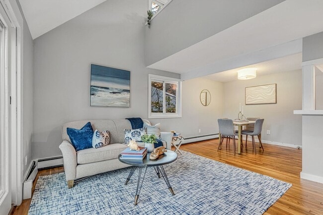 Photo - 2 Clover Hill Rd