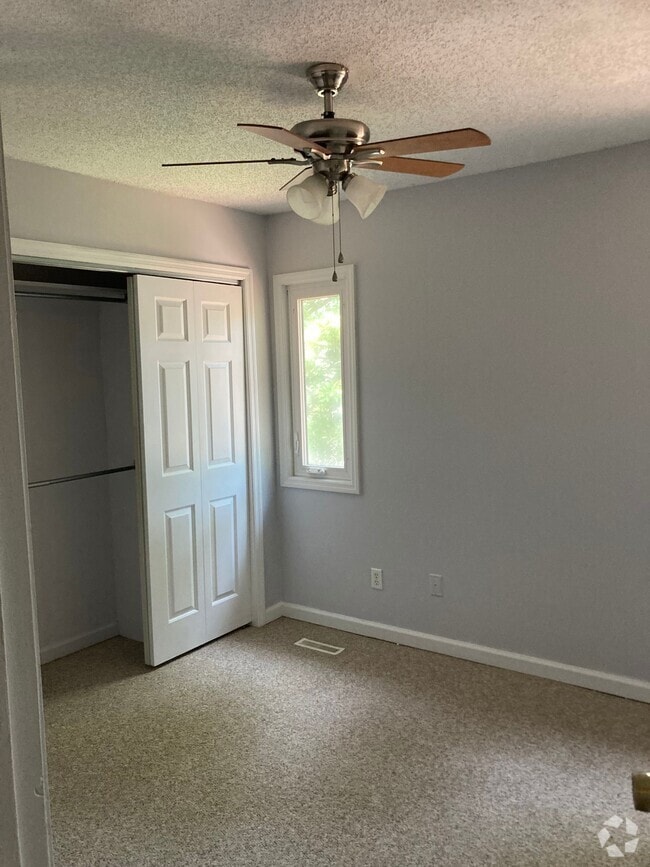Building Photo - 624 Surfside Dr Rental