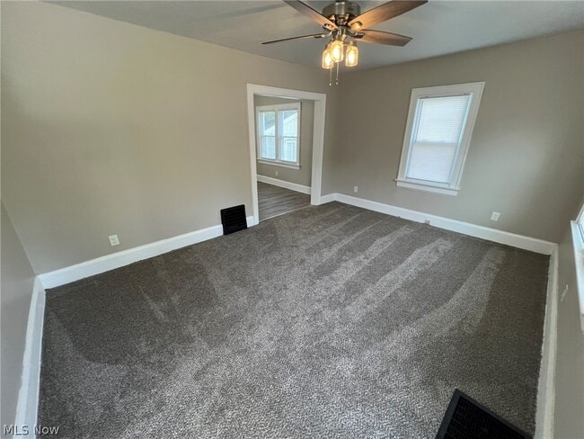 Photo - 784 Rosamond Ave