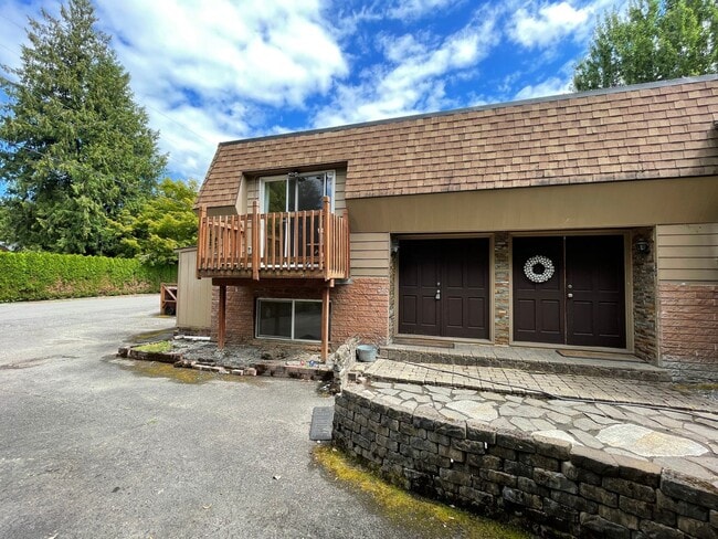 Building Photo - hasej03 Unit 32 Rental