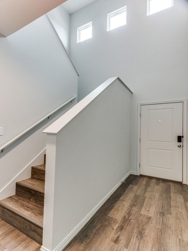 Photo - 3301 Brambleton Hill Pl