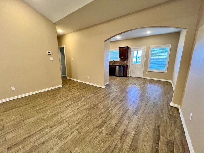 Photo - 6709 MARIBETTE RD