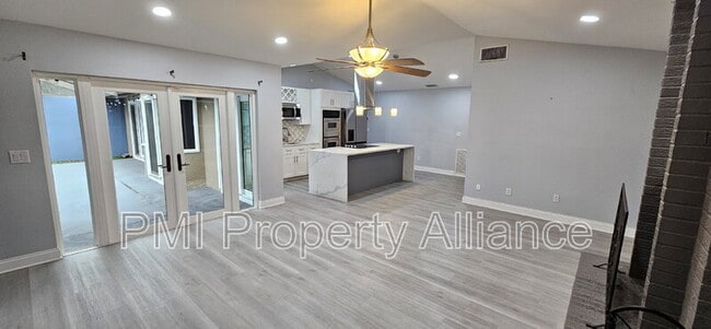 Photo - 5015 Nassau Cir Unit 4