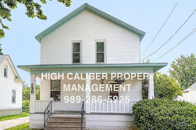 Building Photo - 130 N Andre St Unit 2