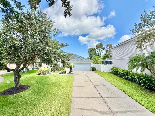 Photo - 838 Addison Dr NE