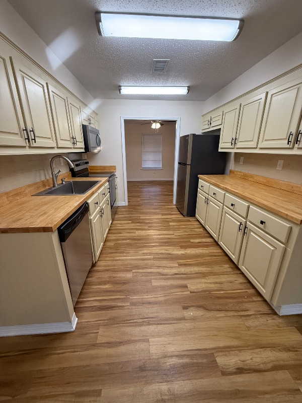 Photo - 216 Clower Ave