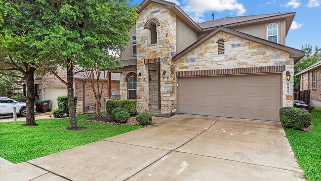 Photo - Spacious 4-Bedroom Home with a Backyard Oasis!