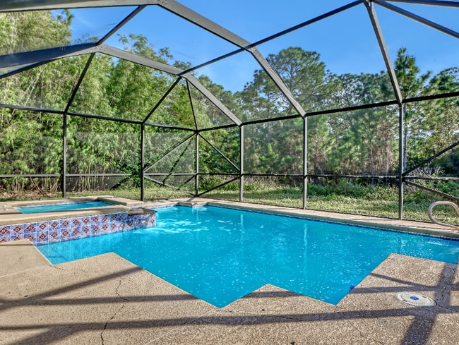 Photo - 1826 Viburnum Rd NW