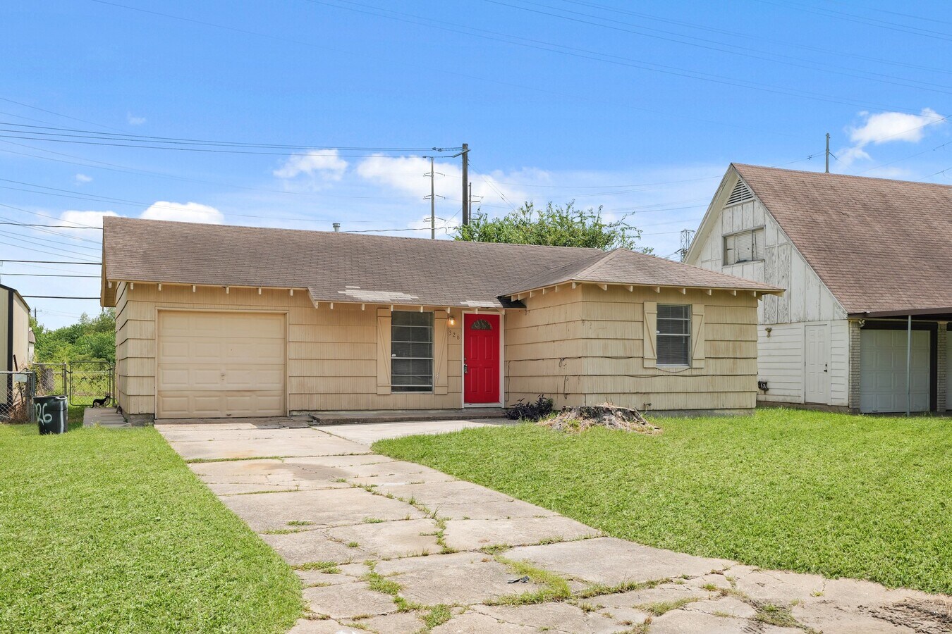 Photo - 326 Brookview St