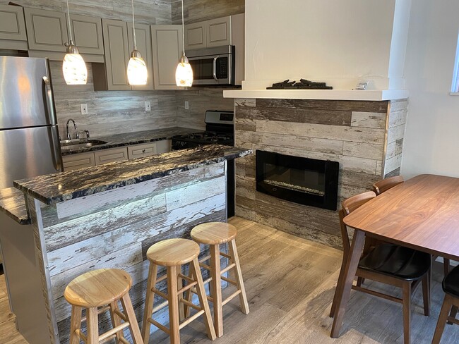 Photo - 5834 Phillips Ave Unit Apartment 2