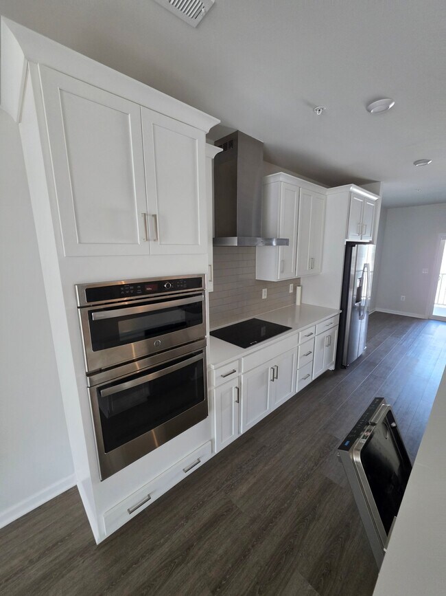 9008 Bernard Mills Dr Unit B