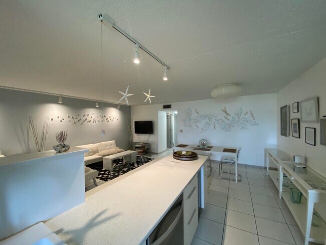 Photo - 14364 Canalview Dr Unit B