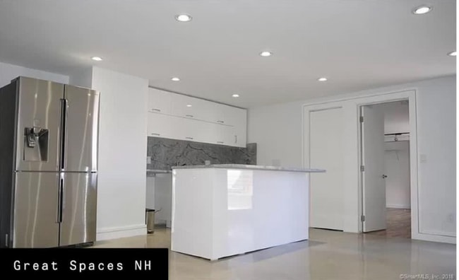 Photo - 55 Trumbull St Unidad 21