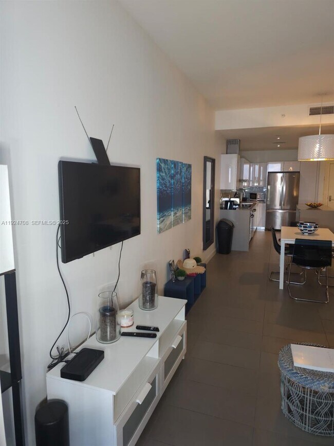 Photo - 1600 NE 1st Ave Unidad 3701