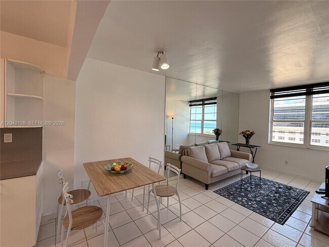 Building Photo - 100 Lincoln Rd Unit 1025