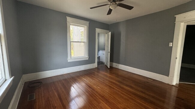 Photo - 1017 Ferdinand Ave SW