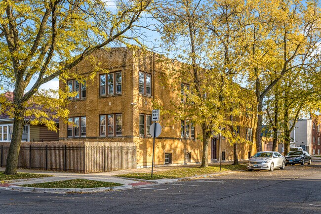 Photo - 1319 N Lavergne Ave Unit 2