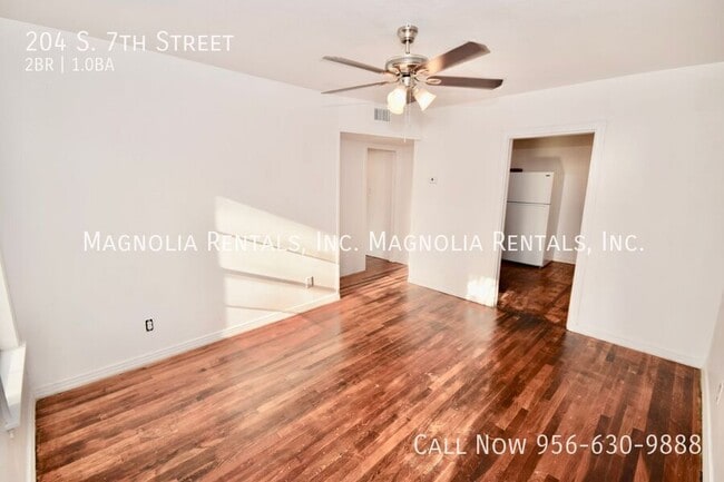 Photo - 204 S 7th St