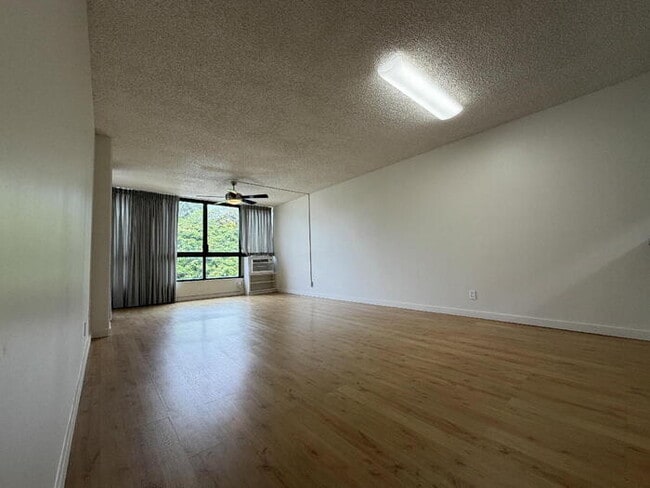 Photo - To register for the showing time, note the 4 digit code: 5979 and click "APPLY NOW."(mobile:orang...