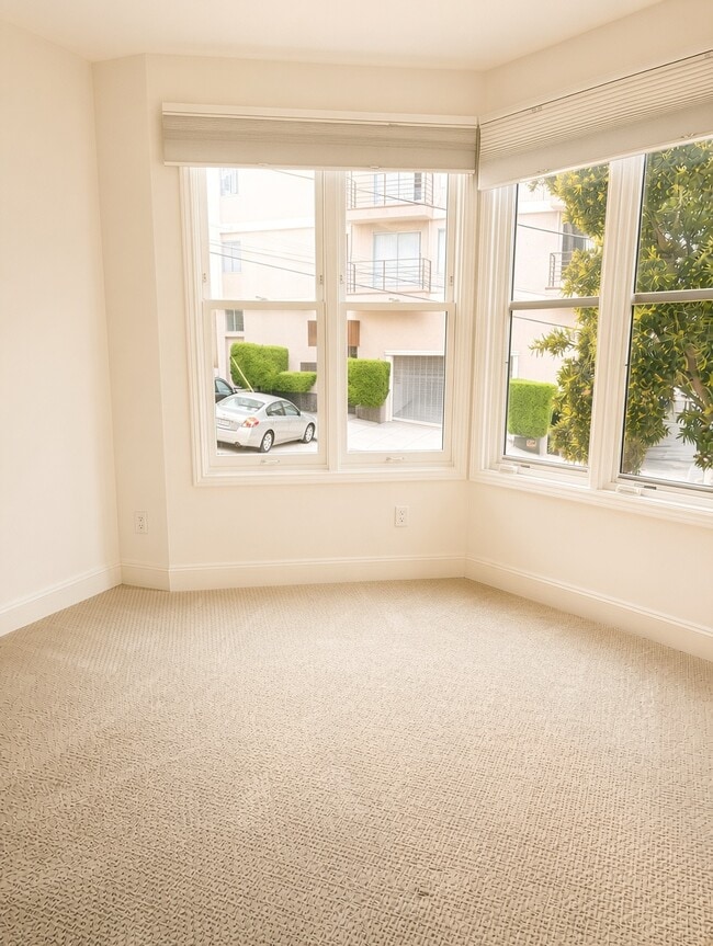 Photo - 1438 Filbert St