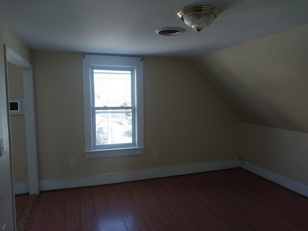 Photo - 454 Chatham St Unit apt2