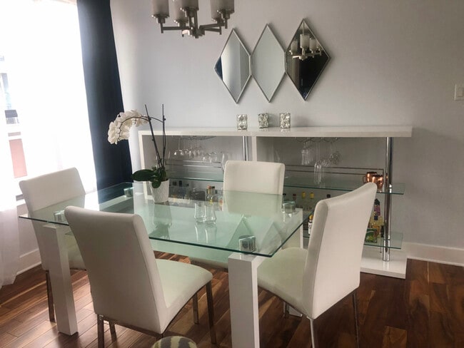 Photo - 1501 Lorraine Loop