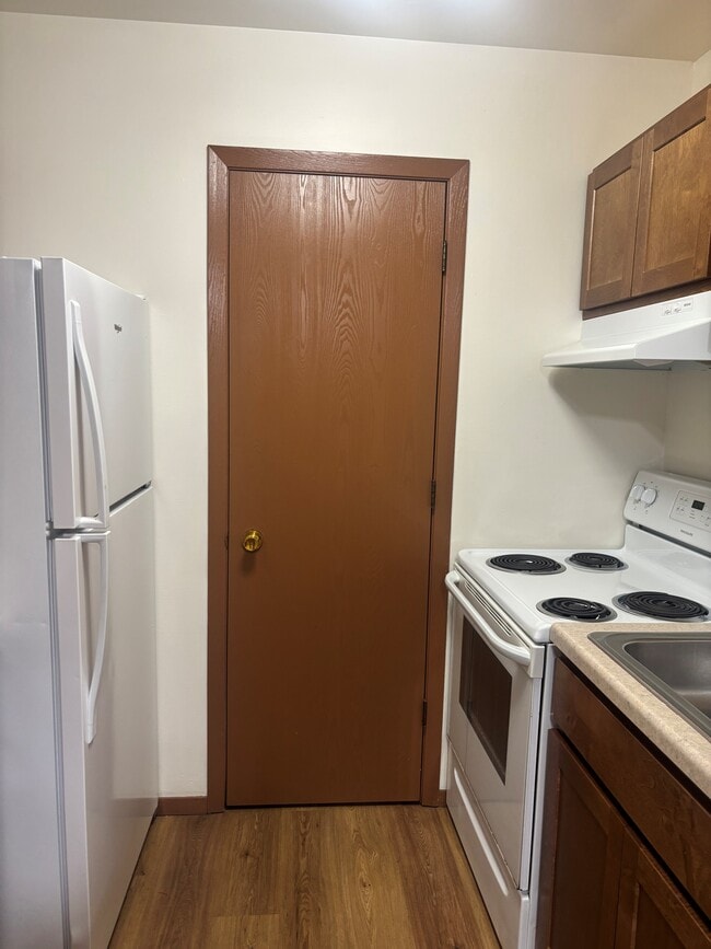 Hinkston Pond Apartments