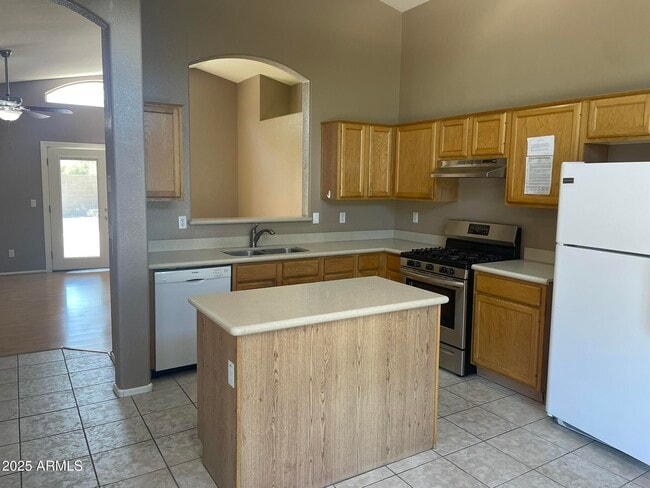 Photo - 1891 W Oriole Way